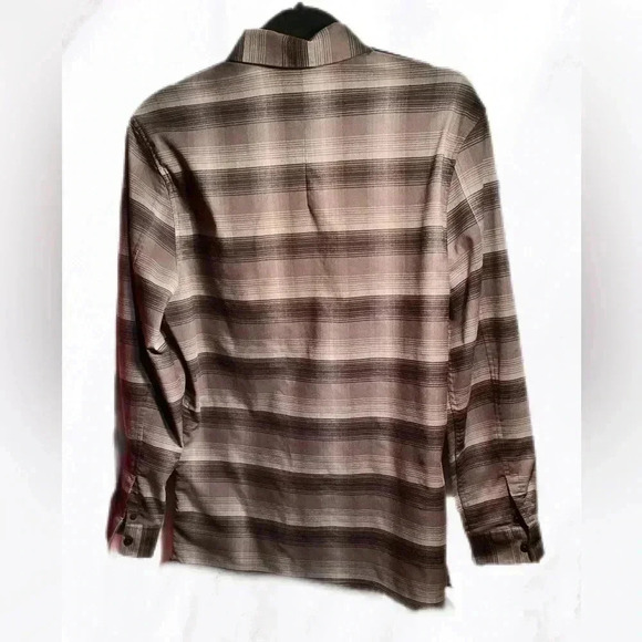 Sophisticated Performance Lululemon Mason Peak Grey Stripe ButtonDown LS shirt S - Picture 3 of 5